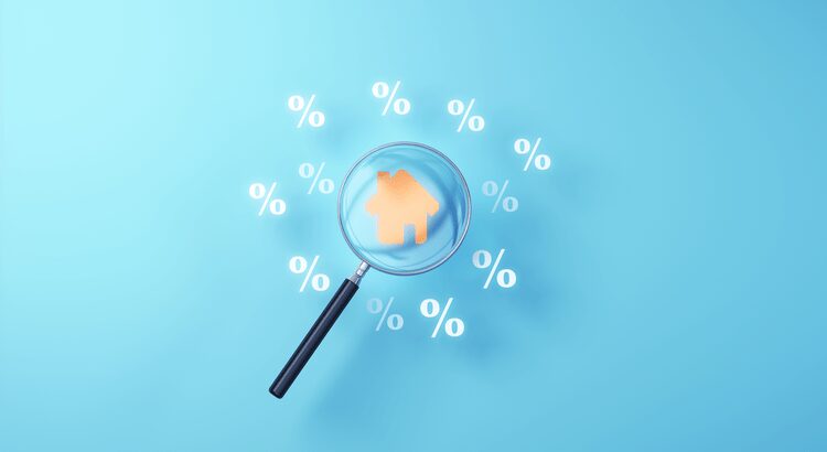 Magnifying glass focusing on a piggy bank surrounded by percentage symbols.